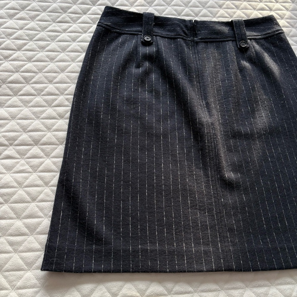 Loft Straight Skirt Size 6 Navy Pinstriped Wool Blend Belt Hoops Pockets Career - Picture 8 of 12